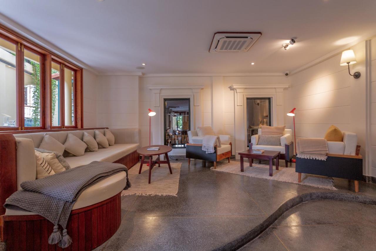 La Chronique Hotel プノンペン エクステリア 写真