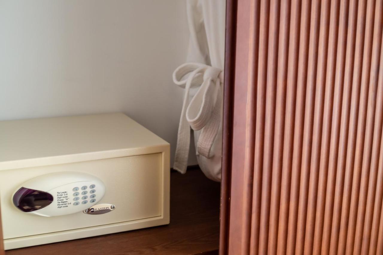 La Chronique Hotel プノンペン エクステリア 写真