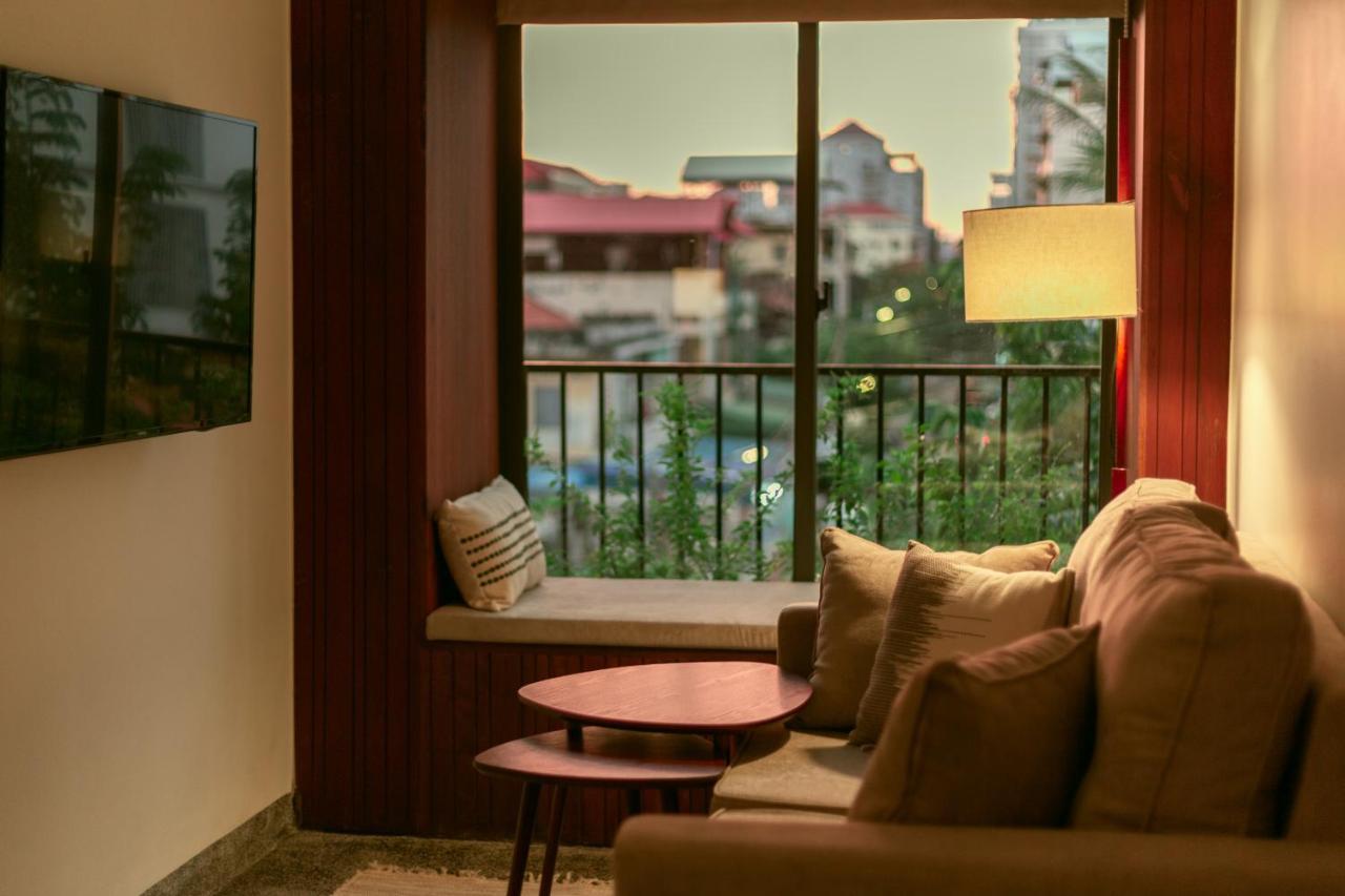 La Chronique Hotel プノンペン エクステリア 写真