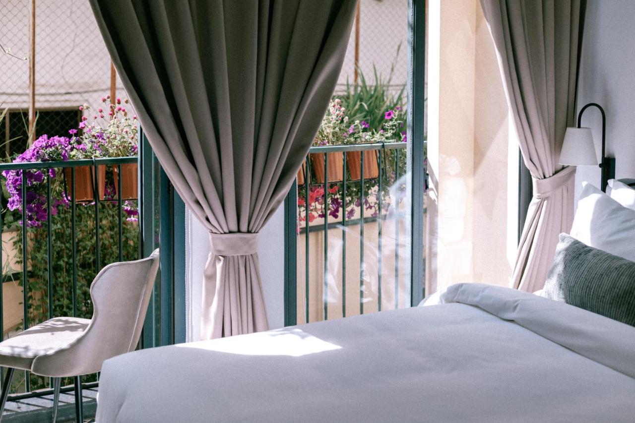 La Chronique Hotel プノンペン エクステリア 写真
