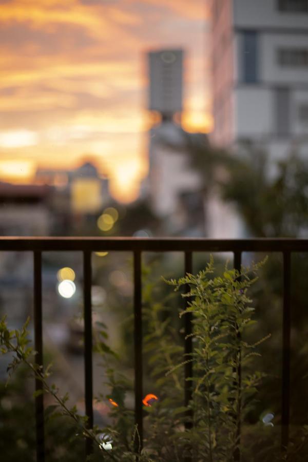 La Chronique Hotel プノンペン エクステリア 写真
