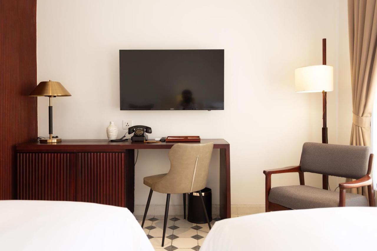 La Chronique Hotel プノンペン エクステリア 写真