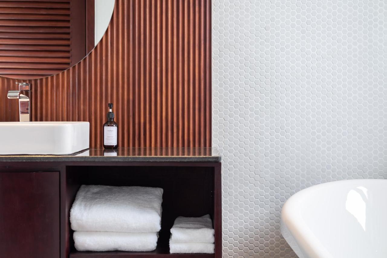 La Chronique Hotel プノンペン エクステリア 写真